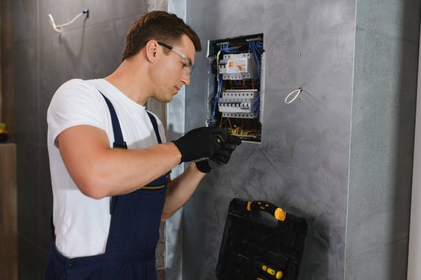 Best Affordable Emergency Electrician  in Chetopa, KS